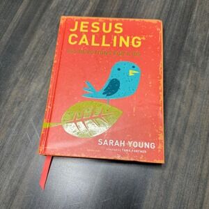 Jesus Calling‎ 365 Devotions for Kids by Sarah Young Adapted by Tama Fortner